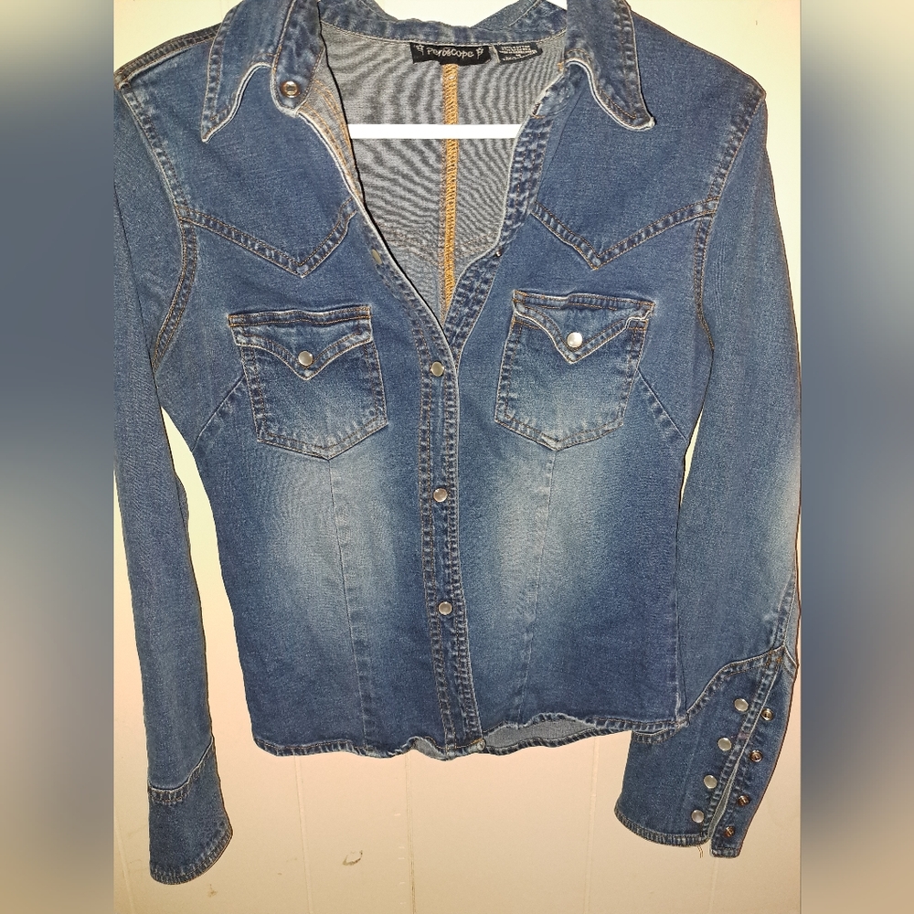 Womens blue Jean jacket size M